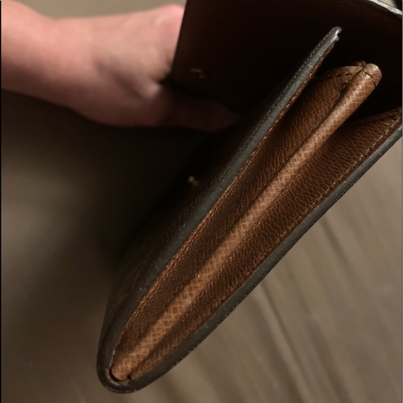 Louis Vuitton wallet - Picture 6 of 13